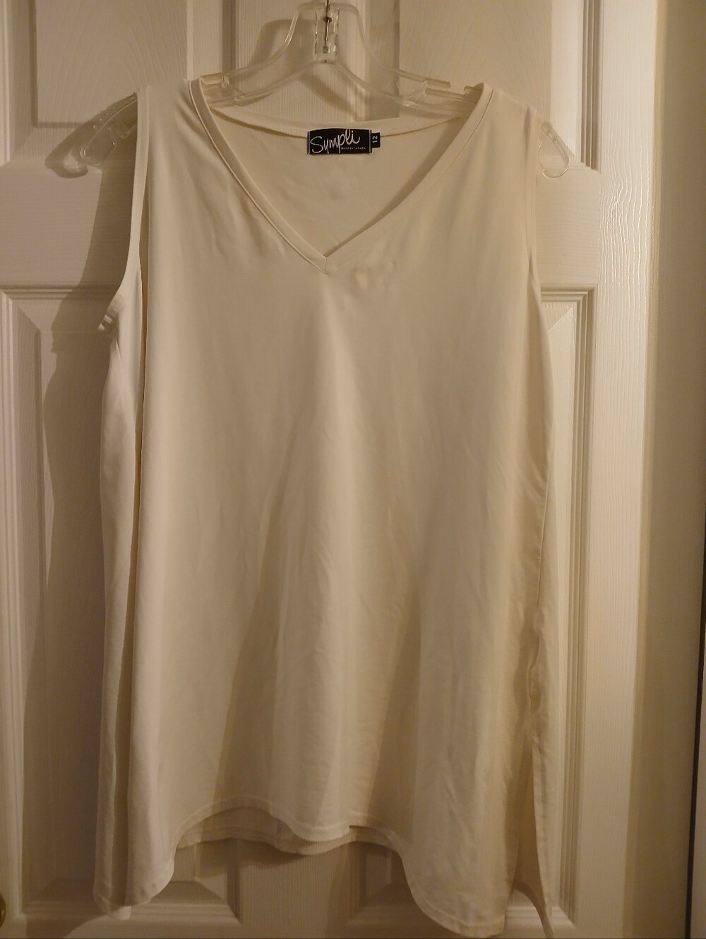SYMPLI Canada White Sleeveless Deep V-Neck Jersey Trapeze Tank Top Size 12